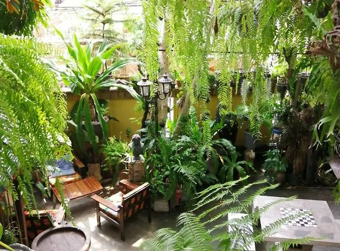 Ostello 2 Sister Cafe' And